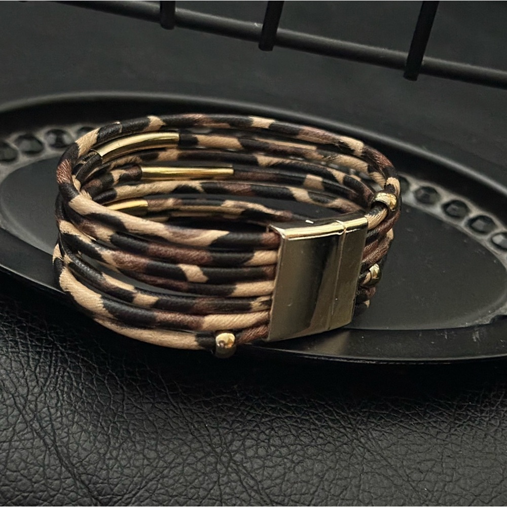 3/$15Charm Jewelry Handmade Multi-Layer Leopard Magnet Buckle Bracelet For Women
